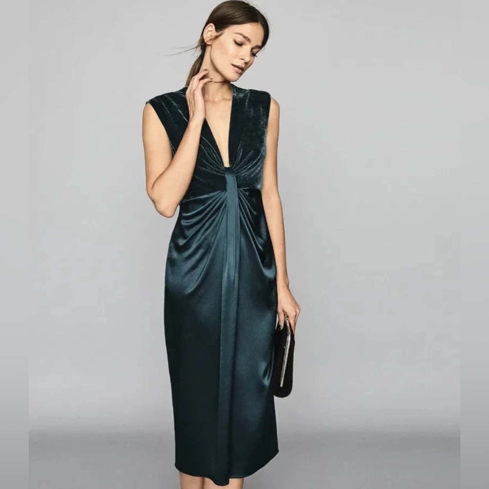 Reiss Livvy plunge neckline midi dress green velvet satin Size 8 $425 Retail